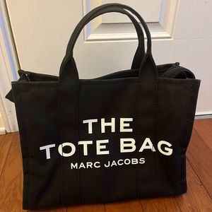 Marc Jacobs The Tote Bag (M)